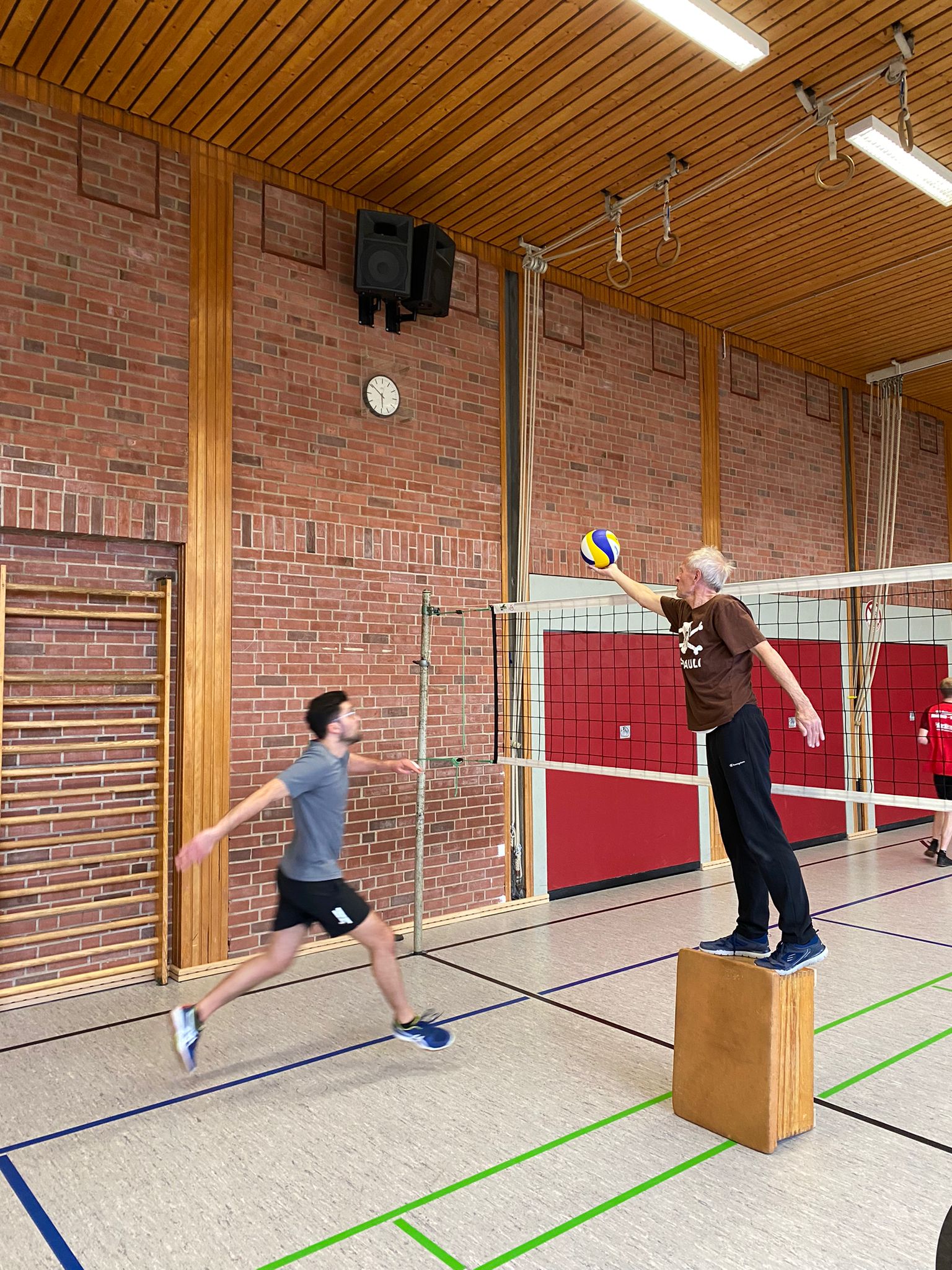 Ubung Volleyball